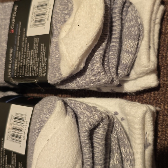 CUDDL DUDS BUNDLE OF 6 PAIRS OF CREW SOCKS FITS SHOE SIZE 4-10 - Picture 10 of 12